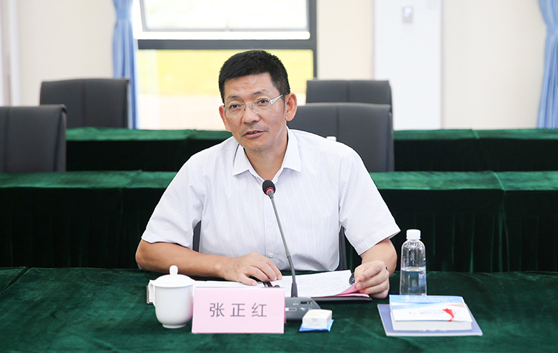 张正红调研中国五冶成都建筑科技产业园