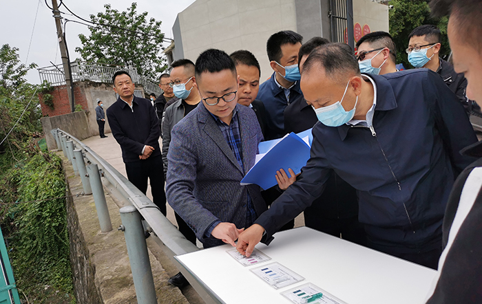 何树平在内江开展调研