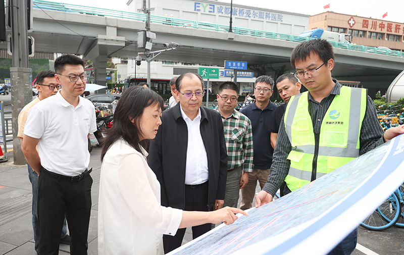 邓立军在成都市调研中秋国庆节前住建领域安全生产工作