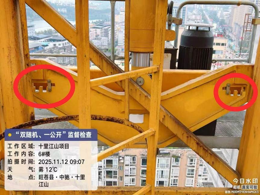 8e93a486bbf3e3b790d60911443c0585